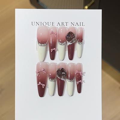 Сочный виноград, замороженный бант в стиле балета, французское кружево с дроблеными бриллиантами, градиентные ягоды, красная одежда, доспехи