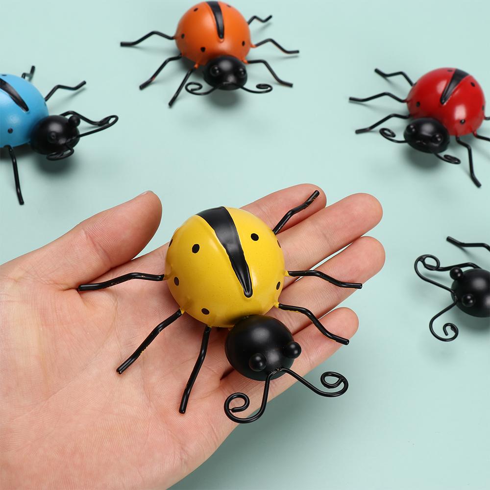 Farmhouse Porch Rustic Wall Sculptures Statues Cute Wall Art 3D Metal Ladybugs Garden Wall Decor
