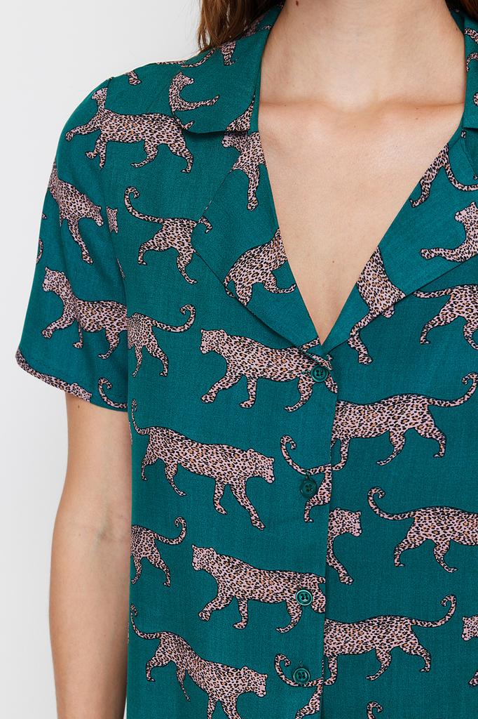 Women's Fashion New Pajama Set Emerald Green Patterned Viscose Shirt-Shorts Woven Pajama Set