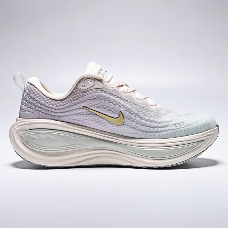 Nike Женские беговые кроссовки Vomero Plus