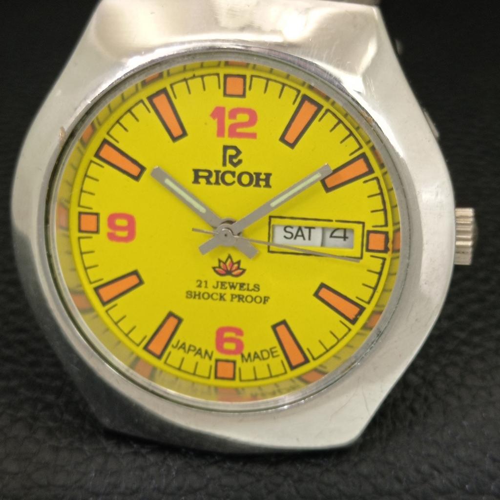 JAPAN VINTAGE RICOH R31 AUTOMATIC MENS YELLOW COLOR DIAL WATCH a706843-1