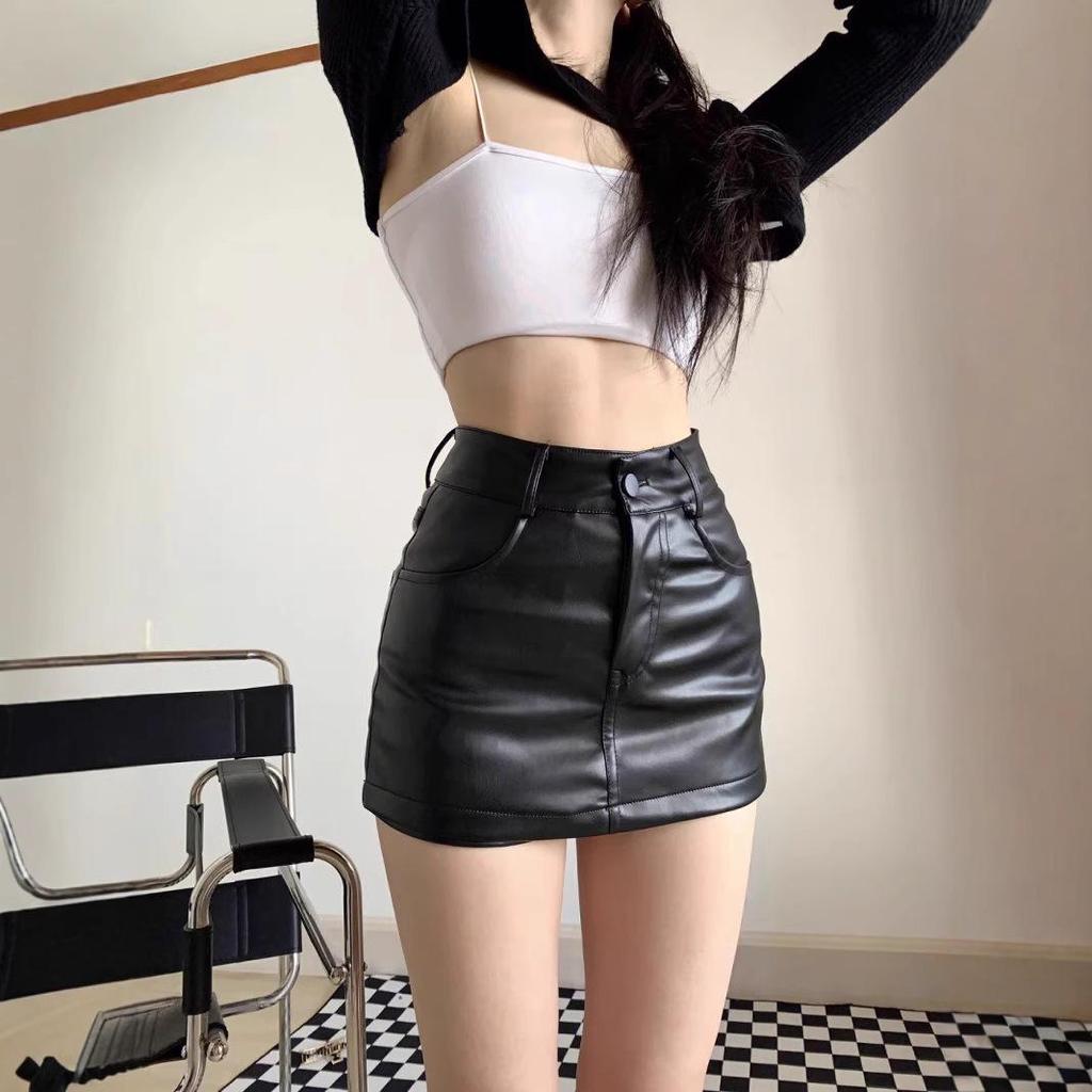 Женская короткая юбка А-силуэта из черной искусственной кожи с высокой талией - Осень/Зима 2023, Большой размер, Приталенный крой