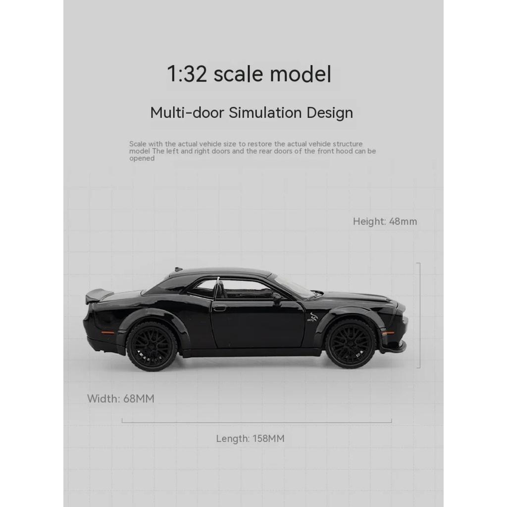 Игрушечная машинка Dodge Challenger Hellcat STR Red Eyes в масштабе 1/32, литые автомобили, декоративные модели машин с оттяжкой, со звуком и светом