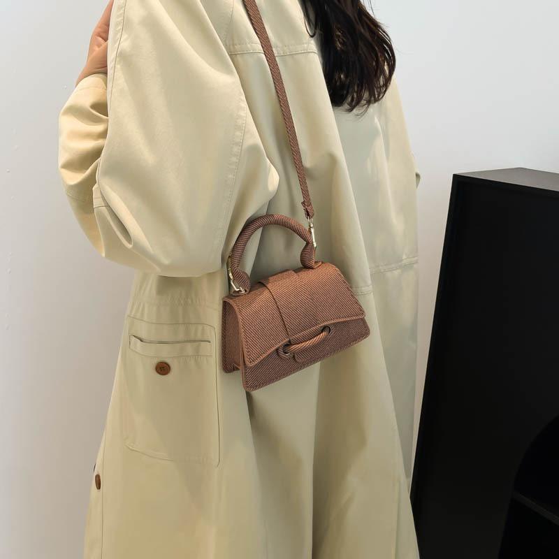 Популярная модная мини-сумочка новая однотонная с высокой текстурой женская сумка через плечо