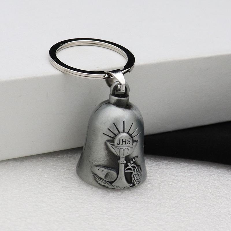 Ретро Металлический Брелок для Ключей с Подвеской-Колокольчиком - Украшение для Автомобиля и Сумки