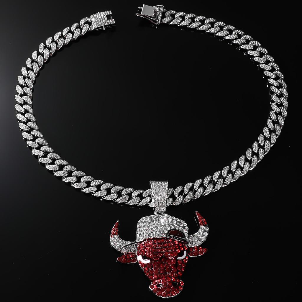 Full Diamond Red Bullhead Cuban Chain, Pendant Accessories Domineering Personality Punk Men's Necklace Decorative Pendant