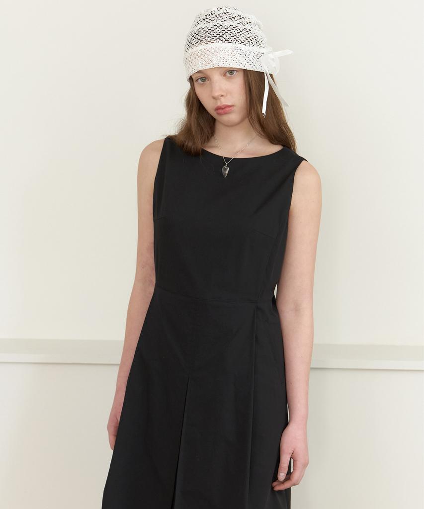 Cluny Essential Modern Flare Dress - Black