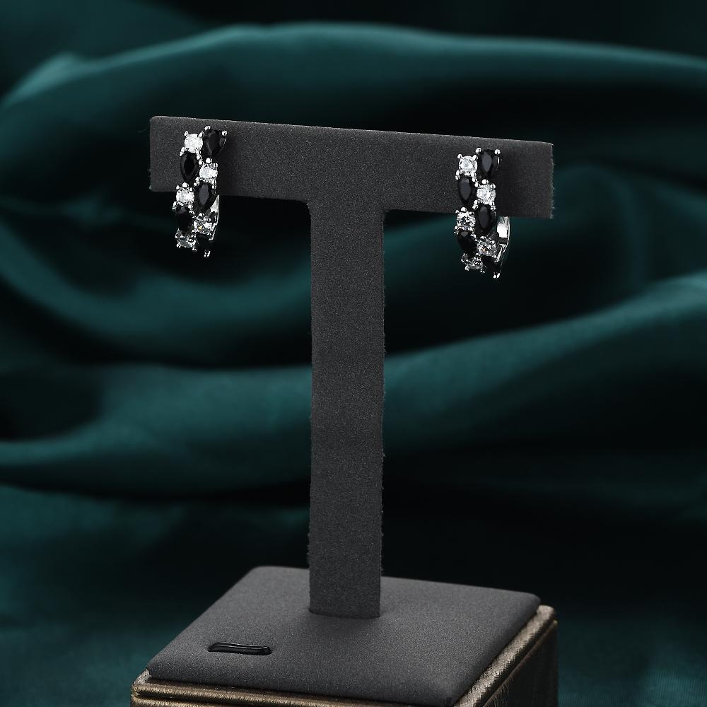 Black Awn Женские серьги-кольца с черным камнем