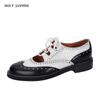 Модная женская обувь Оксфорды из натуральной кожи с круглым носком Черно-белые женские туфли-броги на шнуровке Лоферы Повседневная женская обувь Кожаная обувь 2025