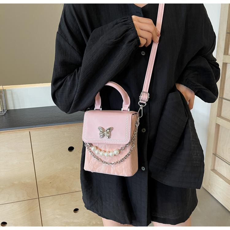 Серебряная женская сумка лето 2024 новый модный нишевый дизайн маленькая квадратная сумка интернет знаменитость бабочка сумка для мобильного телефона