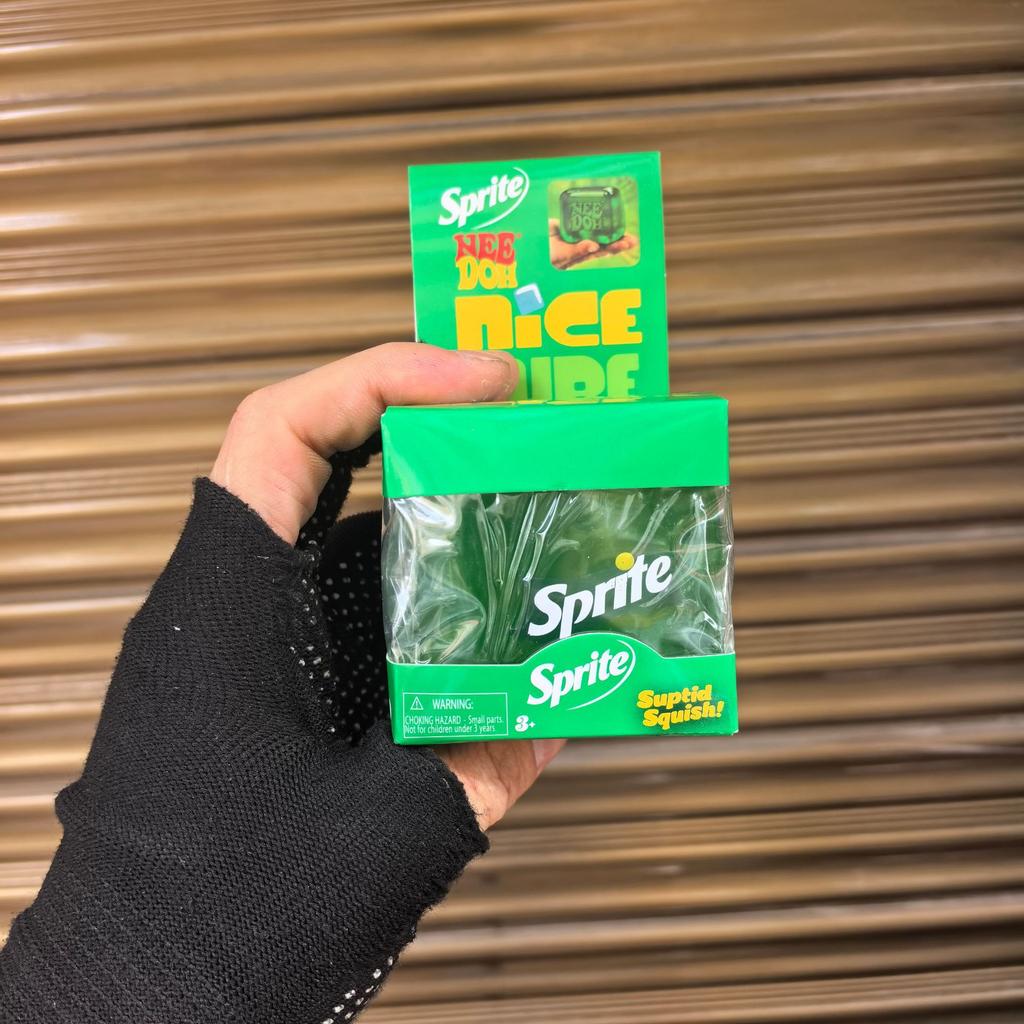 Schylling NeeDoh Полный набор антистресс-игрушек Super, Мороженое/Медуза/Кубик Льда/Пушистый Шар, Игрушки-антистресс с медленным возвратом для детей и взрослых