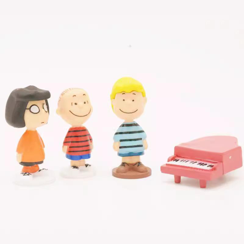 12 шт./комплект Аниме Фигурка Peanuts Милый Снупи Украшение Мультяшная Кукла Декор Ручной Работы Кавайные ПВХ Игрушки Для Детей Подарок на День Рождения