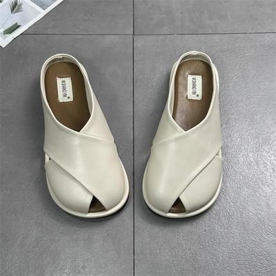 Сумка с плоским дном, тапочки-половинки для женщин летом 2025 года, новые модели для улицы, универсальные, удобные на мягкой подошве, повседневные сандалии,