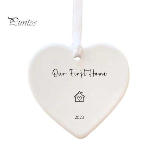 Кулон «Первое Рождество в нашем доме» Двусторонний принт Круглая форма сердца Гладкие висячие благословения Декоративный подарок на новоселье Украшение окна