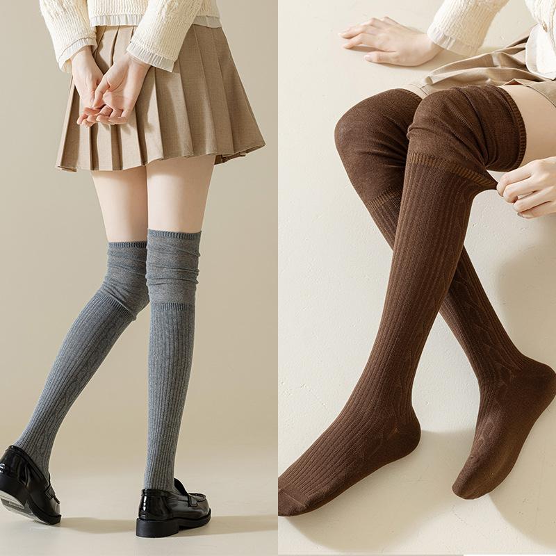 Носите Ботинки Надетые Поверх Гольф Женские Чулки Женские Осенние И Зимние Японский Узор Косычка Высокие Гольфы На Бедро