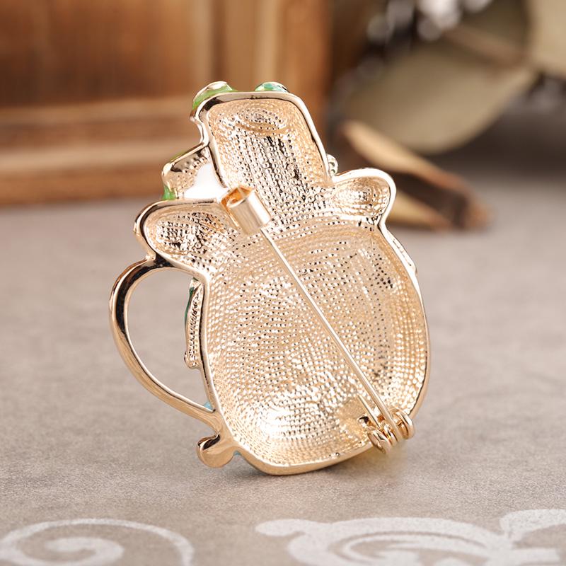 Blucome New Green Yellow Enamel Frog Brooches For Women Tadpole Lotus Leaf Czech Rhinestone Frogs Animal Casual Brooch Pins Gift