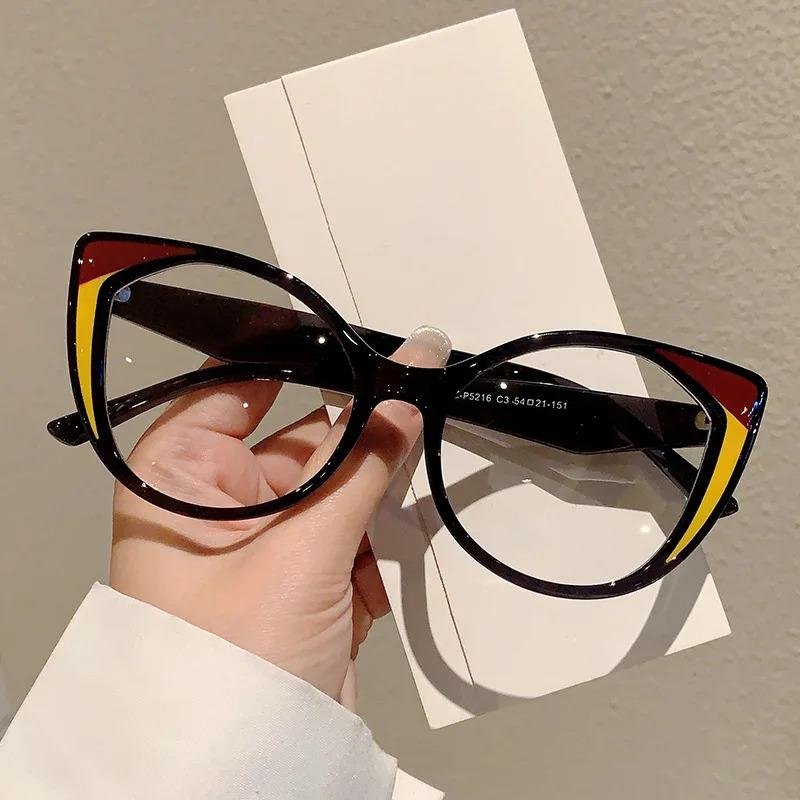 Cat-eye Anti-blue Light Glasses for Women, Retro Classic and Personalized Flat Light Lenses for Shooting Accessories