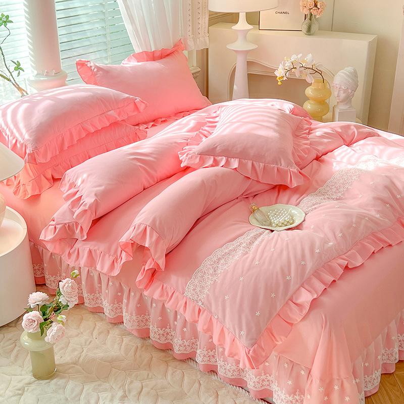 Romantic Lace Decorative Bed Sheet Set 4 Piece With Duvet Cover And PillowCases For Twin And Full Size Bedding