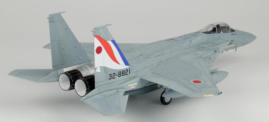 PLATZ ВВС Японии Орел 305-я эскадрилья Совместные учения 2023 Самолет со специальной окраской Пластиковая модель 1/72 Самооборона F-15J Япония-Франция AC-81