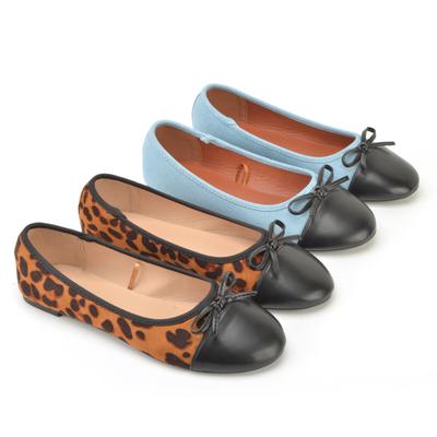 Летне-осенние женские туфли с леопардовым принтом 2025 новые повседневные одинарные туфли с мелким вырезом женские балетки