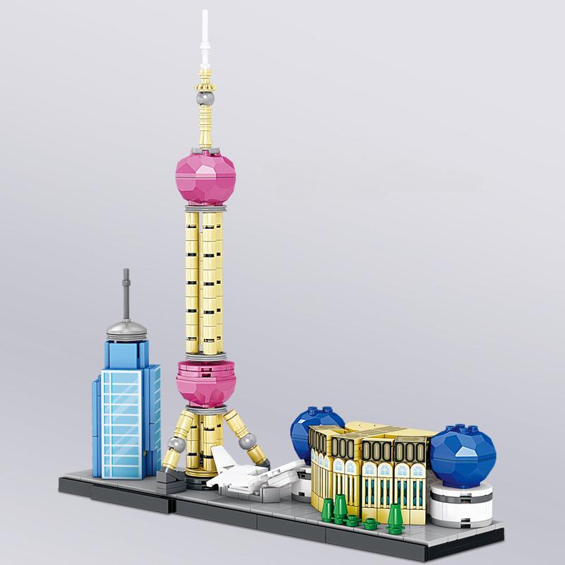 Креативные и интересные достопримечательности на набережной в Шанхае, Китай. Настольные украшения, строительные блоки, кирпичи, игрушки, подарки