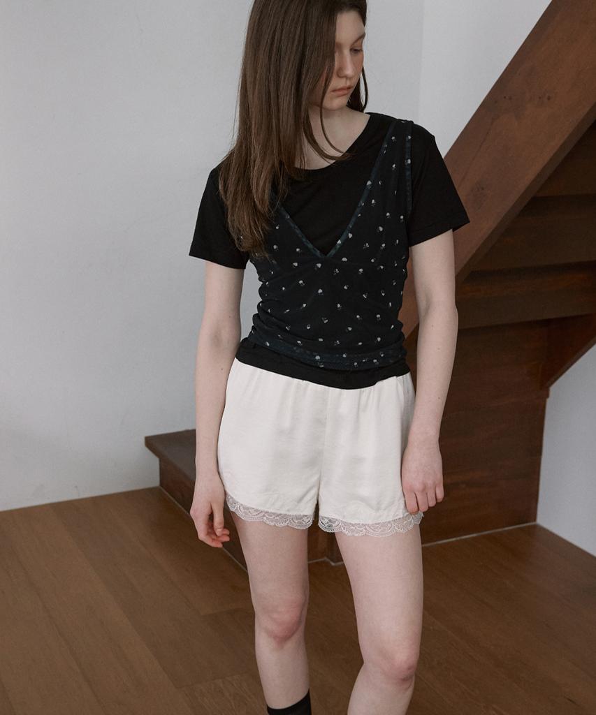 SIGREAT Lace Mix Fluid Satin Shorts_Ivory