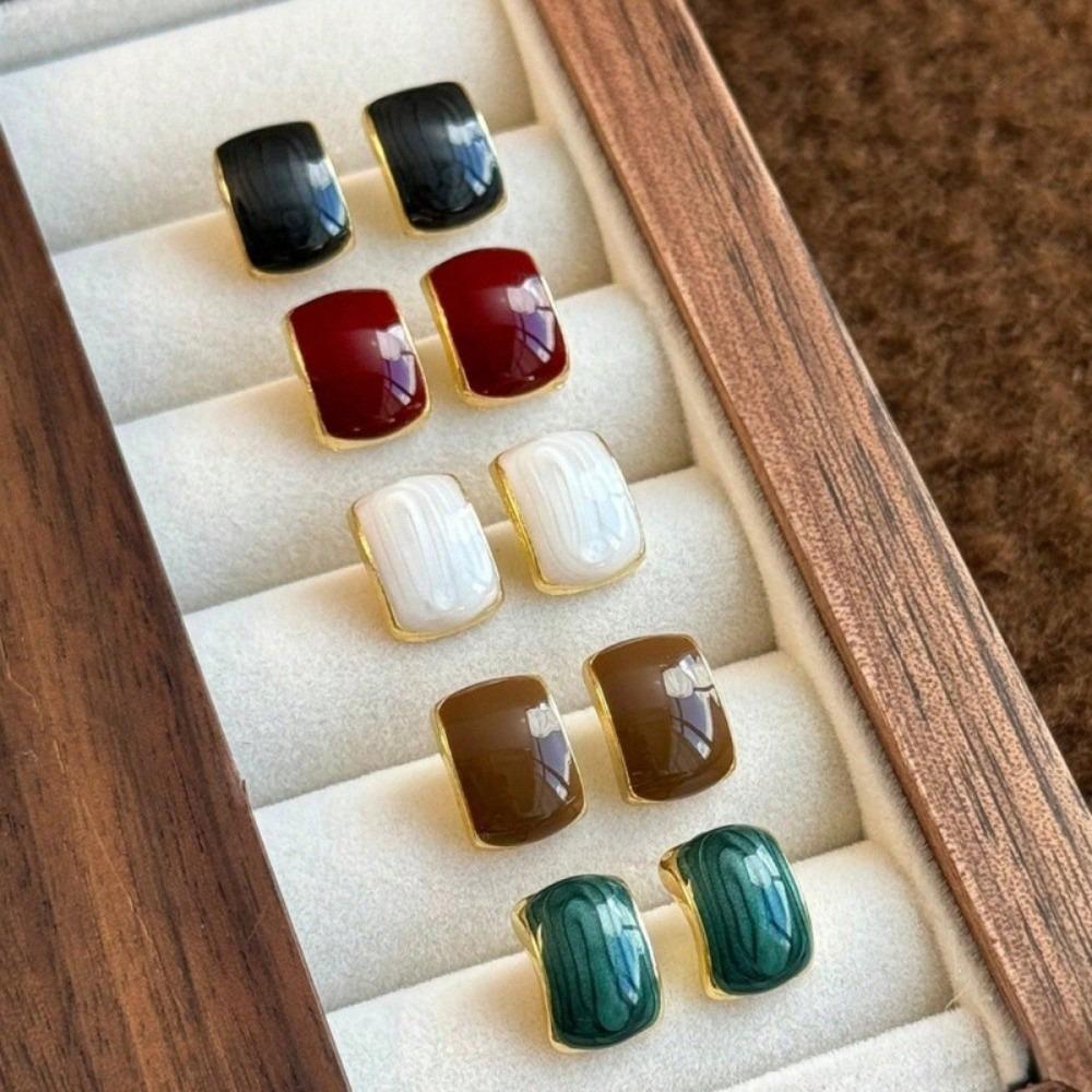 5 Pair French Retro Women Stud Earrings Square Stud Earrings New Ear Accessory Street Trend Outfit