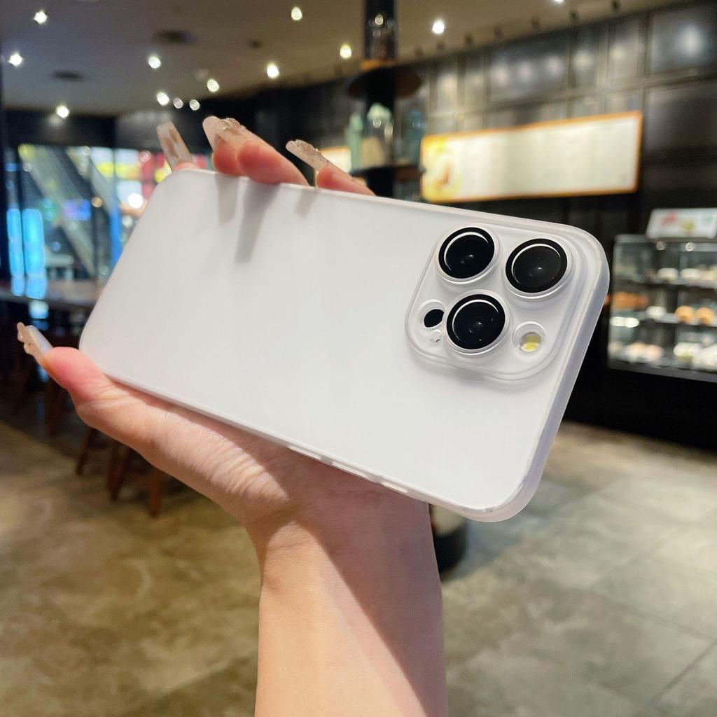 Ультратонкий магнитный чехол для iPhone 15 Pro Max для Apple 14 и 13 — твердый корпус со встроенной пленкой для объектива.