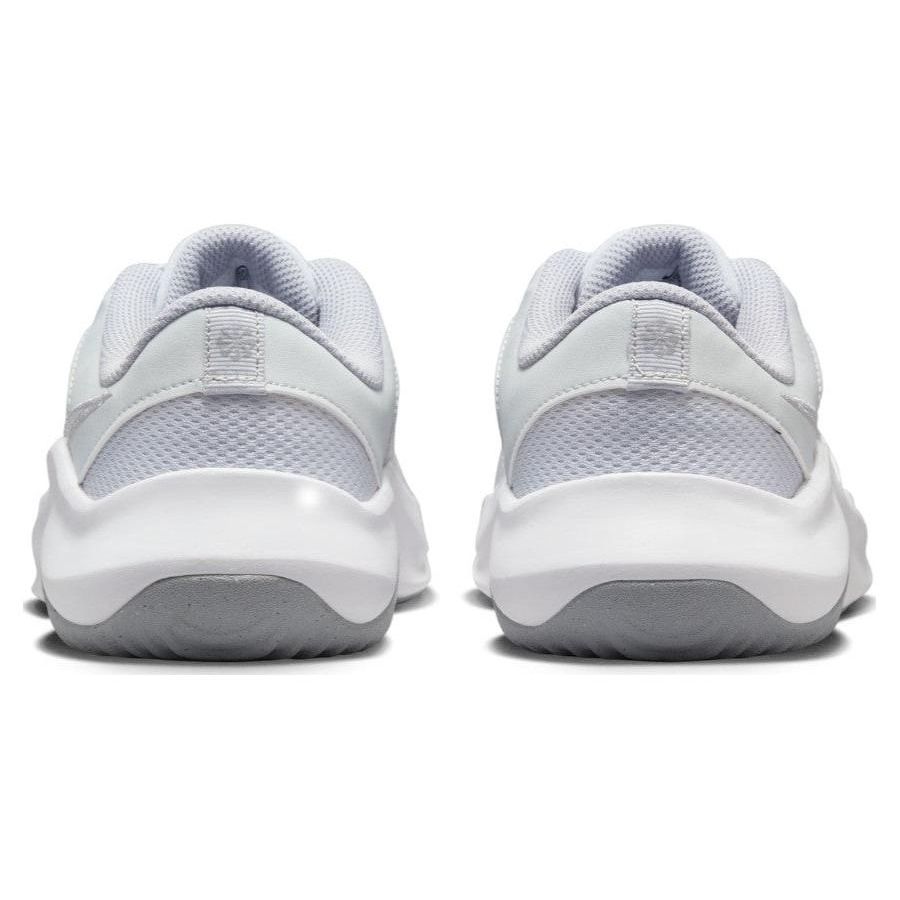 Nike Legend Essential 3 Next Nature Pure Platinum Silver Женские кроссовки Серый Белый Волк-Серый DM1119-004