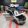 1:18 SKODA Rapid Spaceback Литой Универсал Модель Автомобиля Литьевой Металл Транспортные Средства Модель Автомобиля Симуляция Коллекция Детская Игрушка Подарок