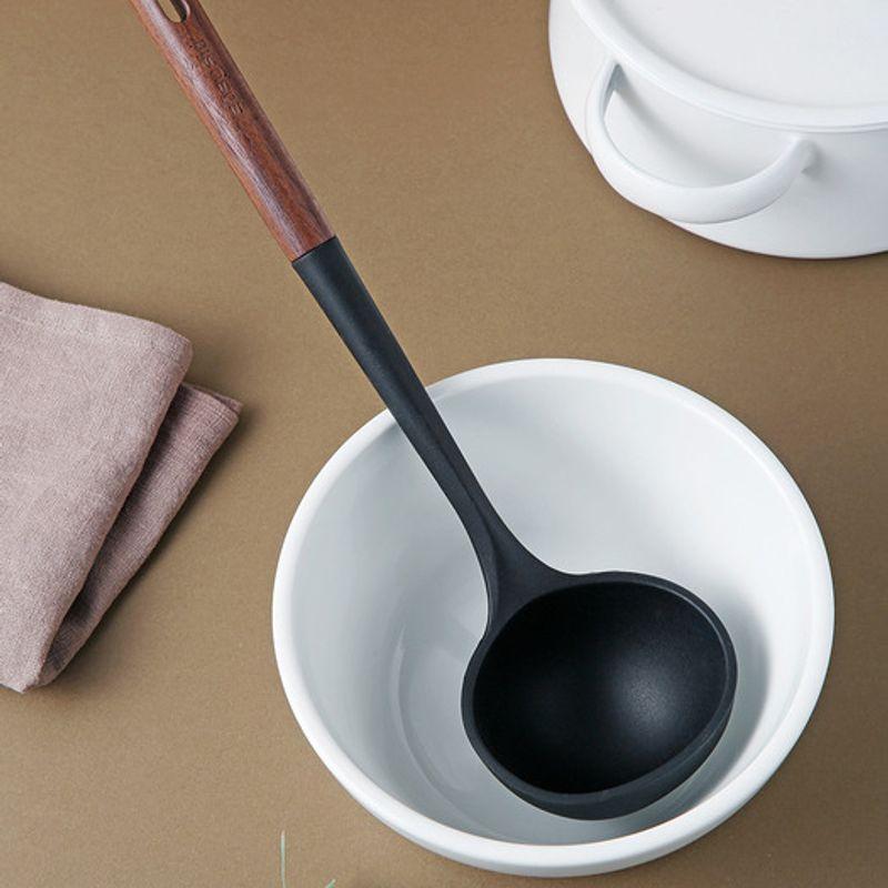 Katewaltz Easysili Lunoa Ladle with Wood Handle Silicone Cookware