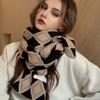Унисекс акриловый шарф | Красный и белый ромбовидный узор | Теплый, эластичный и легкий | Идеален для холодной погоды | Идеально подходит для повседневной носки осенью и зимой