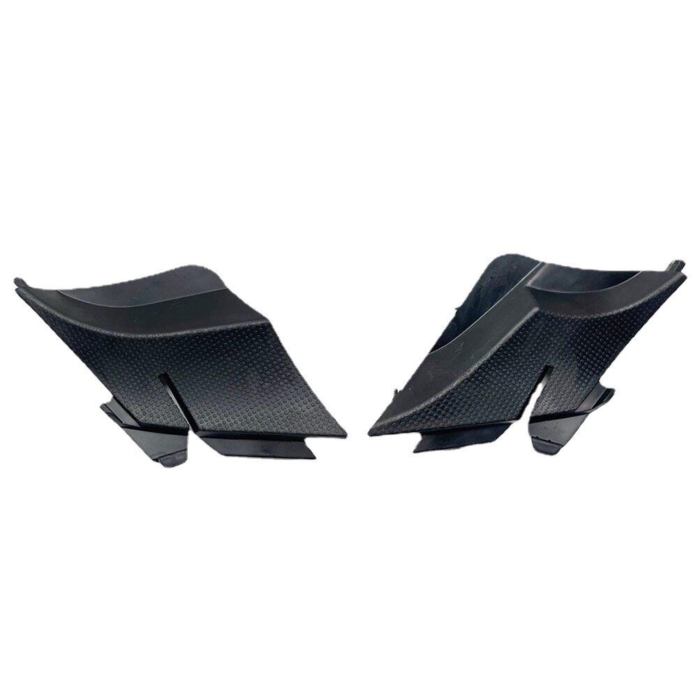 Накладка-петля боковой крышки вентиляции двигателя Honda Fit 74212-SAA/74222-SAA-G00