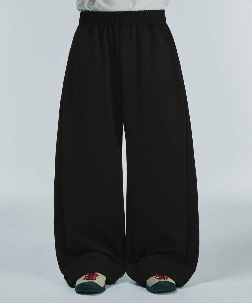 SIGNATURE Summer Side-Tuck Curved Training Pants [3 Colors]