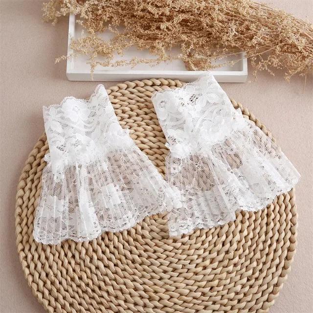 Women Detachable Sleeve Fake Cuffs Female Lace Thin Pleated Flare Sleeve False Cuffs Ruffles Wristband Decorative Accessory