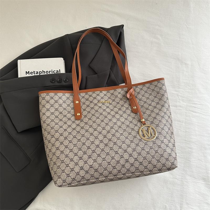 Сумка с высокой текстурой, женская сумка-тоут, новая осенне-зимняя популярная модная сумка через плечо, большая вместительная ручная сумка