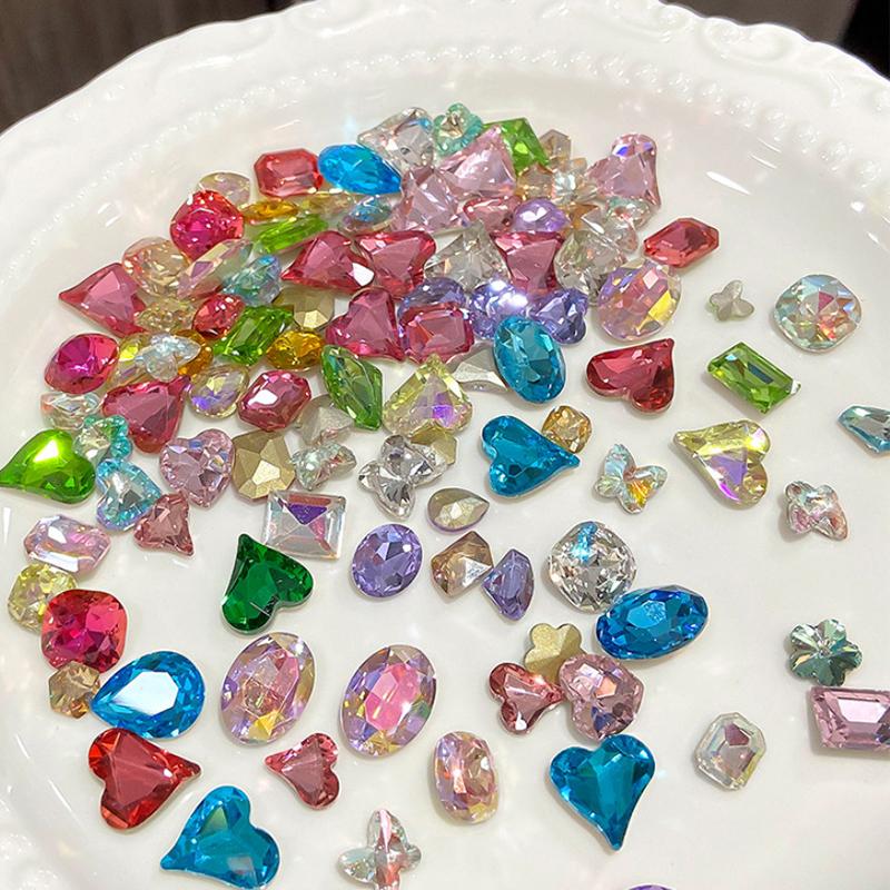 20 шт. Смешанные размеры Различная форма Ноготь 3D Стеклянные кристаллы Бриллианты Любовь Искажает Сердце Супер Блестящие Шармы Драгоценные камни Камни Д
