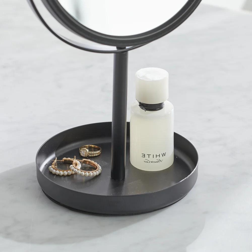 Двустороннее косметическое зеркало, поворачивающееся на 360 градусов, прочное металлическое зеркало для макияжа, настольная подставка для инструментов для макияжа, стильный домашний декор