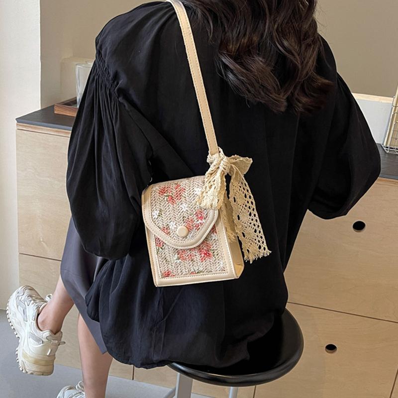 Women Fashion Ladies Bag Simple Floral Straw Messenger Bag Lightweight Crossbody Bag for Summer Beach Holiday AVE