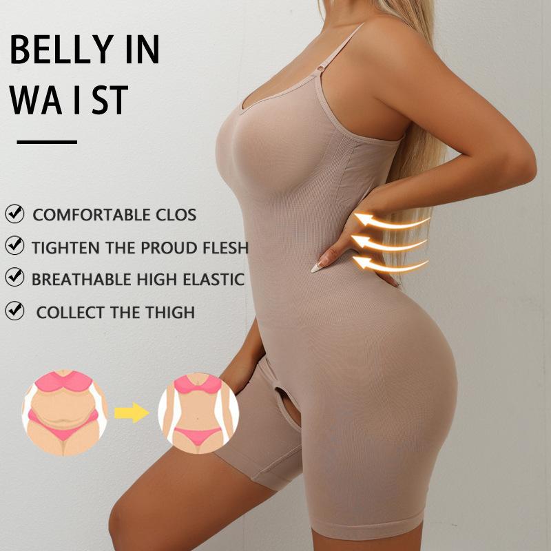 Бесшовное боди без бретелек с присборенной ластовицей на шнуровке, формирующее, больших размеров, с контролем живота и лифтингом ягодиц