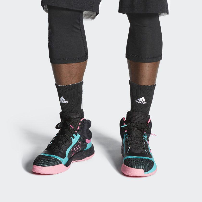 adidas Marquee Boost Mesh, Кожаные Высокие Винтажные Баскетбольные Кроссовки Мужские Черно-Сине-Розовые EH2373