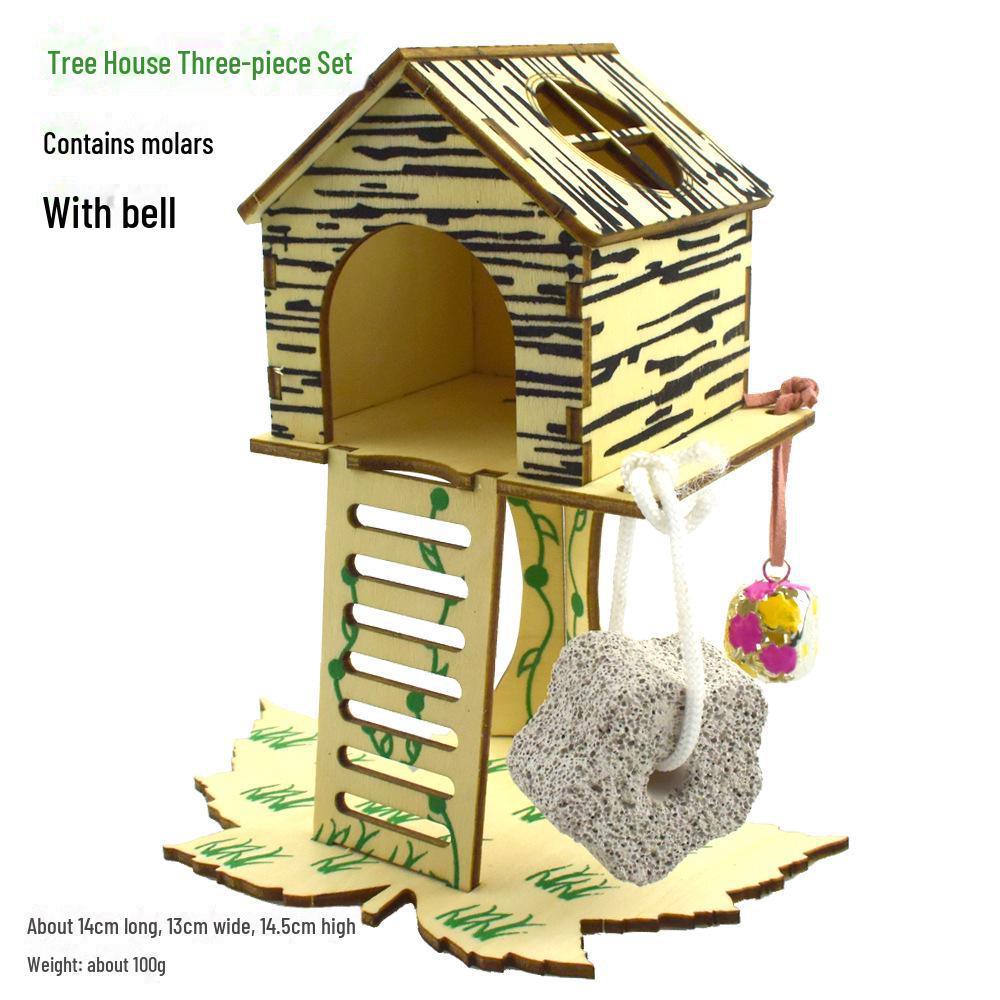 Домик-машина для хомяков из цельного дерева с лестницей и платформой-гнездом для всех сезонов.