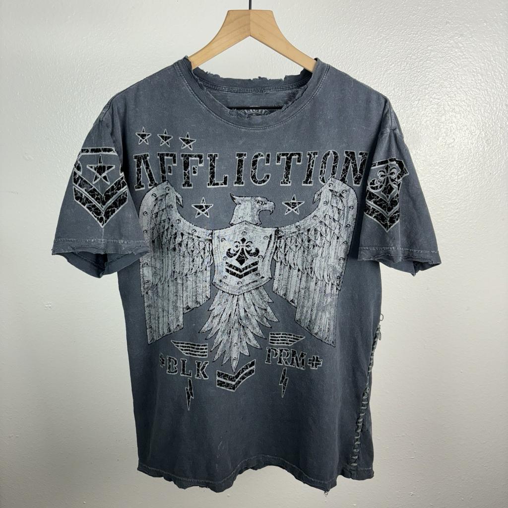 Винтажная футболка Affliction Черная с принтом по всей поверхности Крылья Гранж Потертая Y2K Надпись XL Унисекс футболка