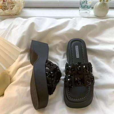 Женская обувь – Сандалии