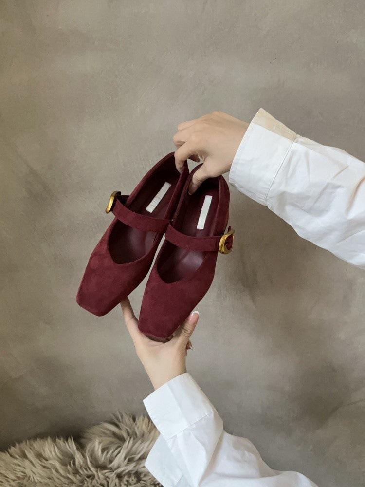 Французские туфли в стиле ретро с юбкой и квадратной головкой, женские туфли Мэри Джейн, весна-осень 2024, новые туфли позднего вечера, легкий толстый каблук, одинарные туфли