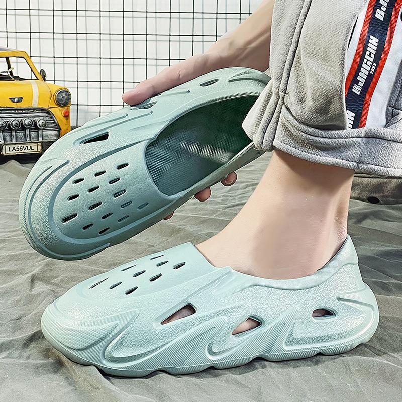 Fashion Beach Sandals Men Soft Hollow Outdoor Cool Summer Flip-flops Aqua Clogs Hot Male Band Sandals Summer Slides Beach Swimming Shoes