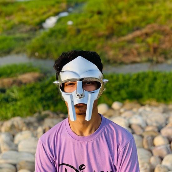 Набор из 4 масок MF Doom для вечеринки, маска Doom, лимитированная серия, маска гладиатора Mad Villan, аксессуар для косплея рэпера, лучший подарок