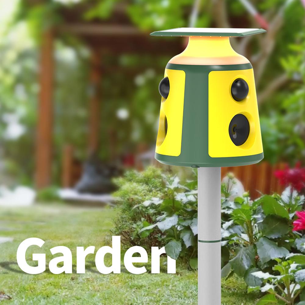 Solar Animal Repeller 360 Degrees  Ultrasonics Rodent Repellent Waterproof with PIR Sensor 5 Modes for