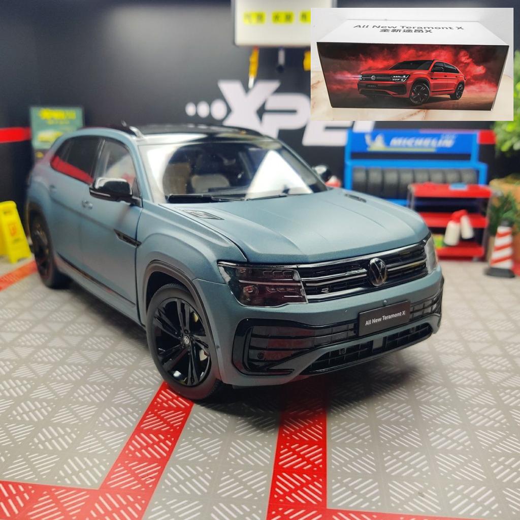 W241:18 Volkswagens Teramont X SUV Alloy Car Model Diecast Metal Vehicles Car Model Simulation Collection Childrens Gift Decoration