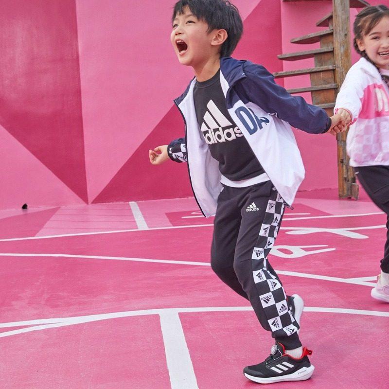 Детские вязаные спортивные штаны Adidas для возраста 3-7 лет HM5197